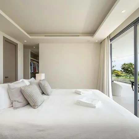Apartamento Readhostprofile Before Request! # Luxury 6-bedroom With Pool