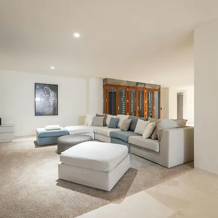 Appartement Readhostprofile Before Request! # Luxury 6-bedroom With Pool Finestrat