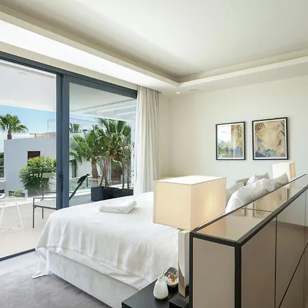 Readhostprofile Before Request! # Luxury 6-bedroom With Pool *