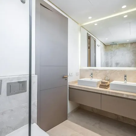 Readhostprofile Before Request! # Luxury 6-bedroom With Pool * Finestrat